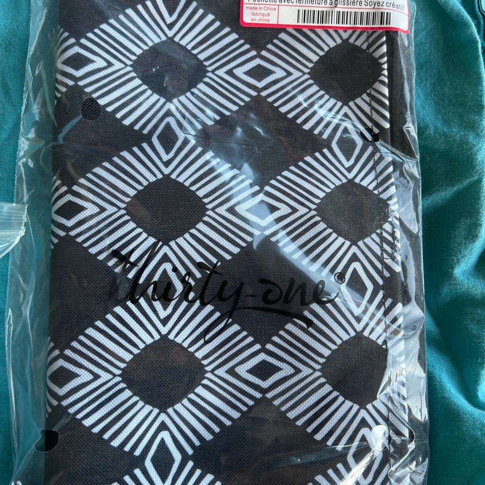 BNIP Thirty One Get Creative Zip Pouch.